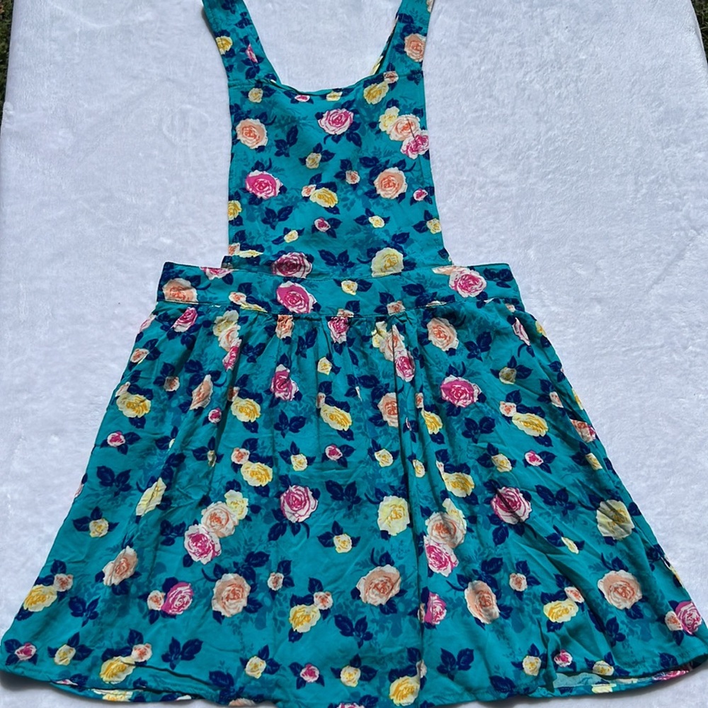 Y2K Derek Heart cross back mini dress